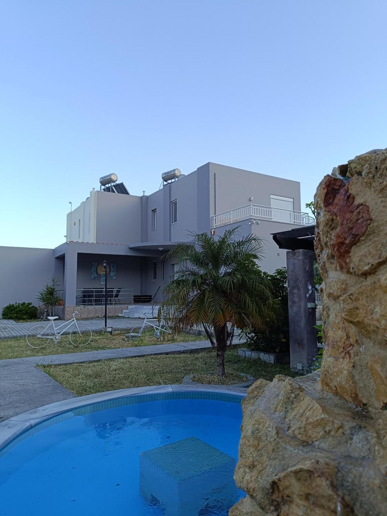 Villa Fountain *